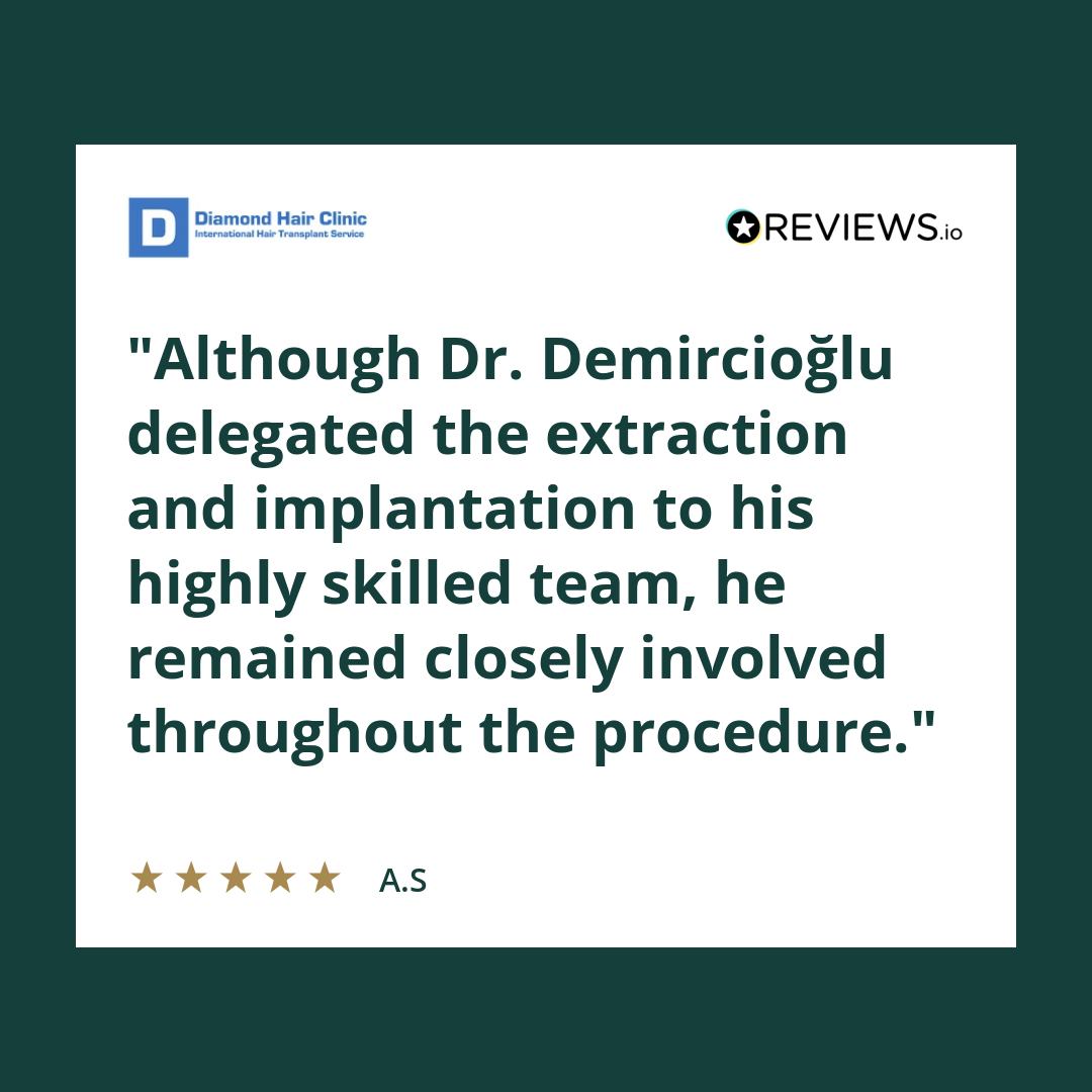 Although Dr. Demircioğlu delegated the extraction and implantation to his highly skilled team, he remained closely involved throughout the procedure.